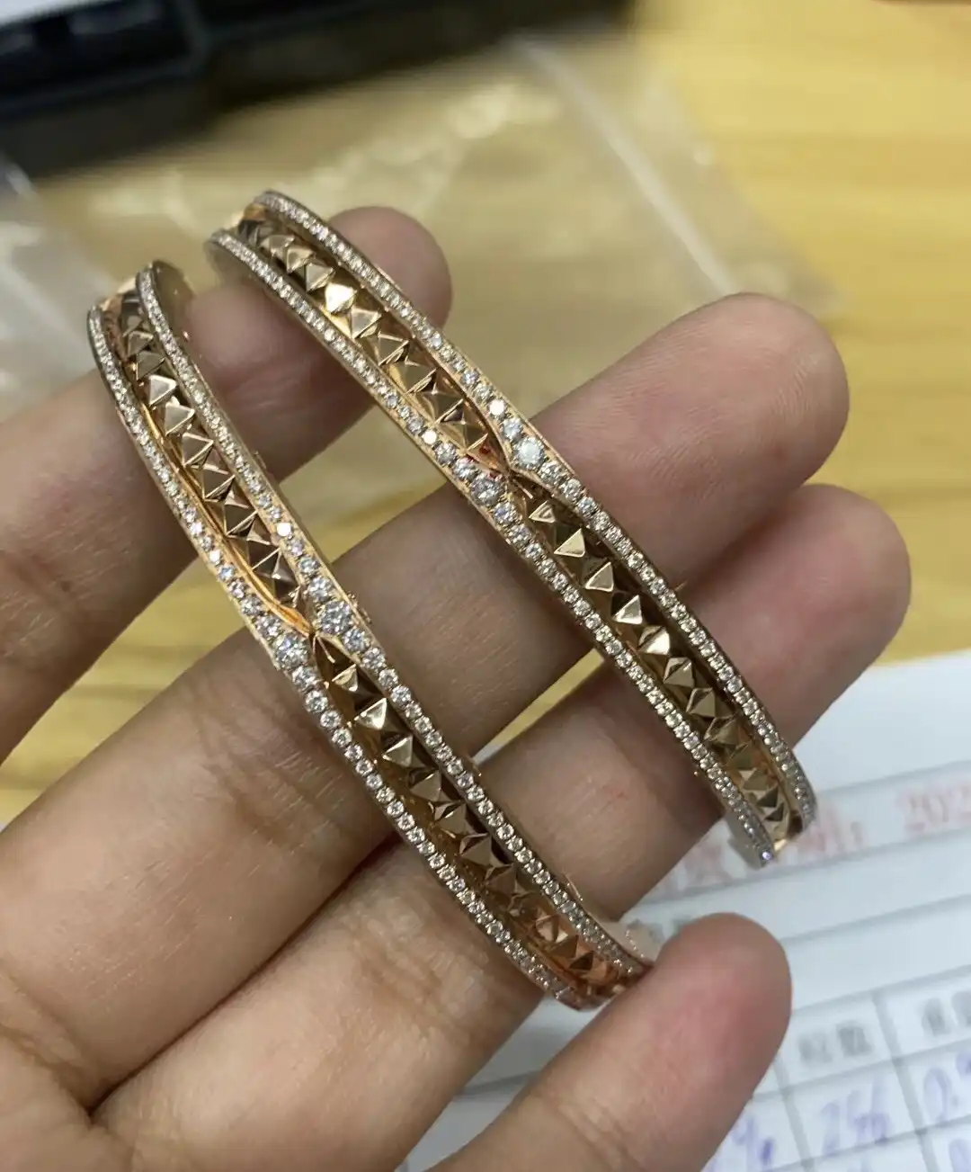 揭秘拜仁慕尼黑：为何他们总能领跑德甲，新赛季能否再次夺冠？
