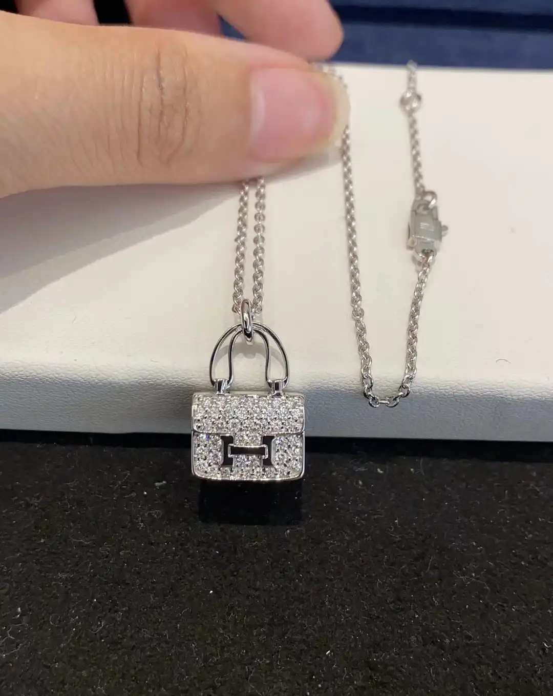 揭秘德甲黑马!莱比锡红牛如何从低谷逆袭成为联赛强队?